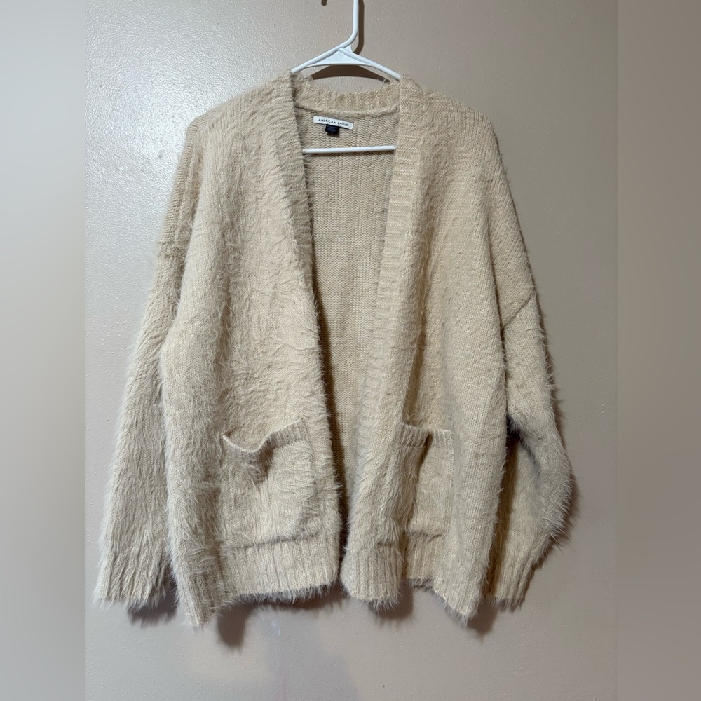 American Eagle Fuzzy Cream Women's Cardigan Sweater size XS